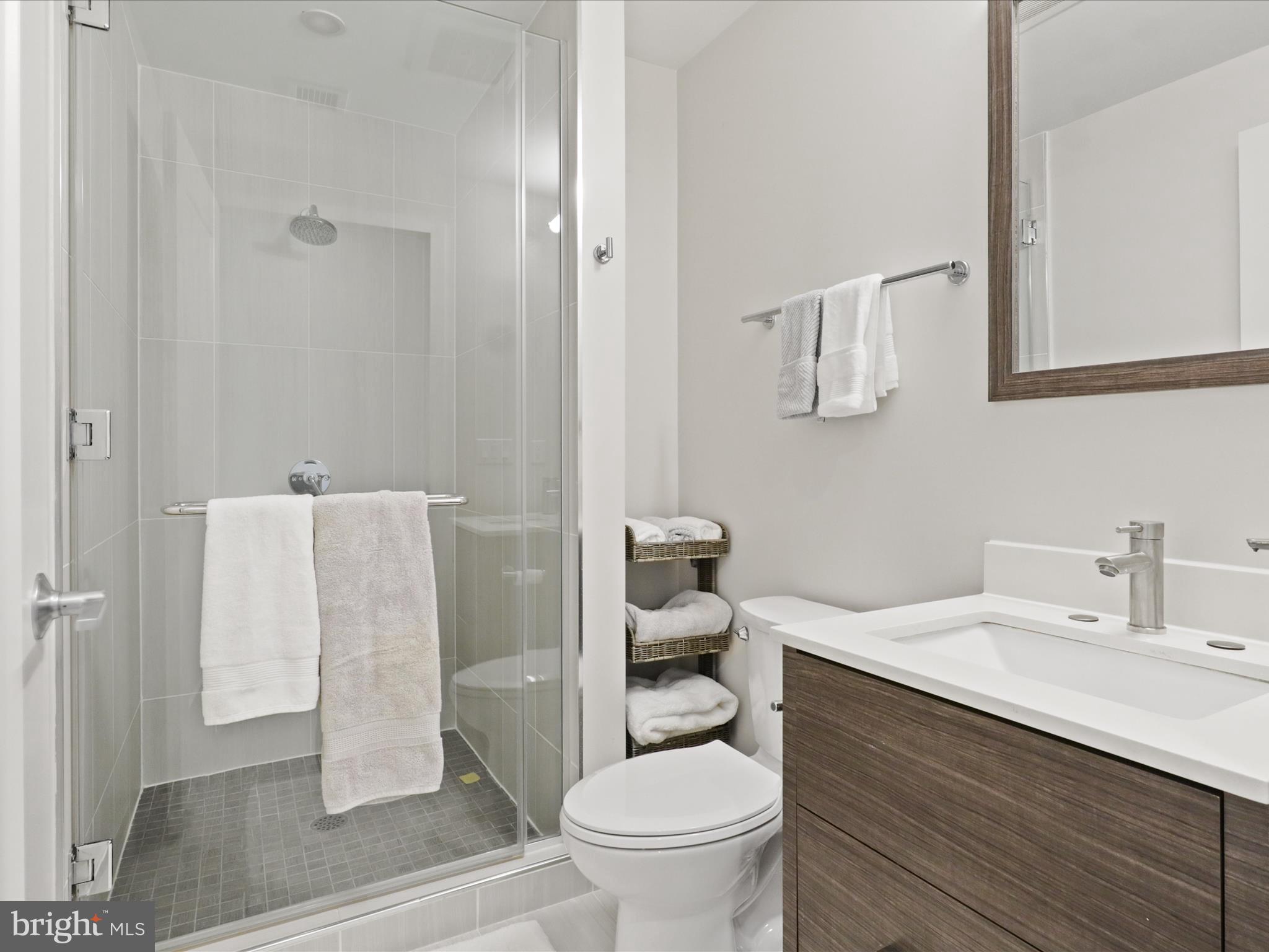 GASLIGHT SQUARE - Residential Lease