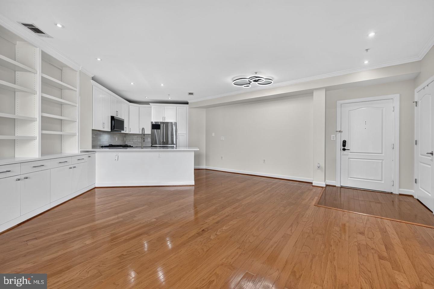 400 CAMERON STATION BOULEVARD 421