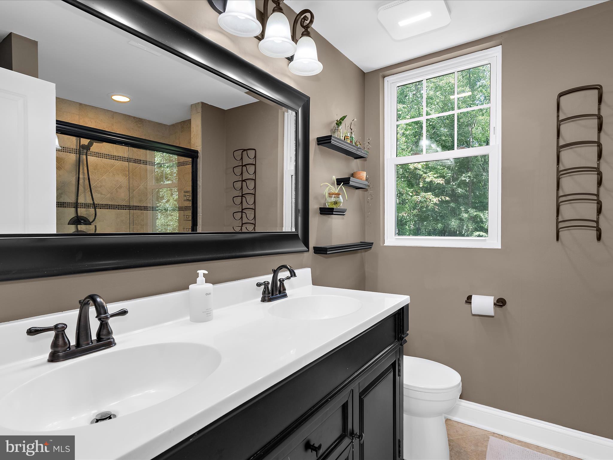 CROWNSVILLE - Residential