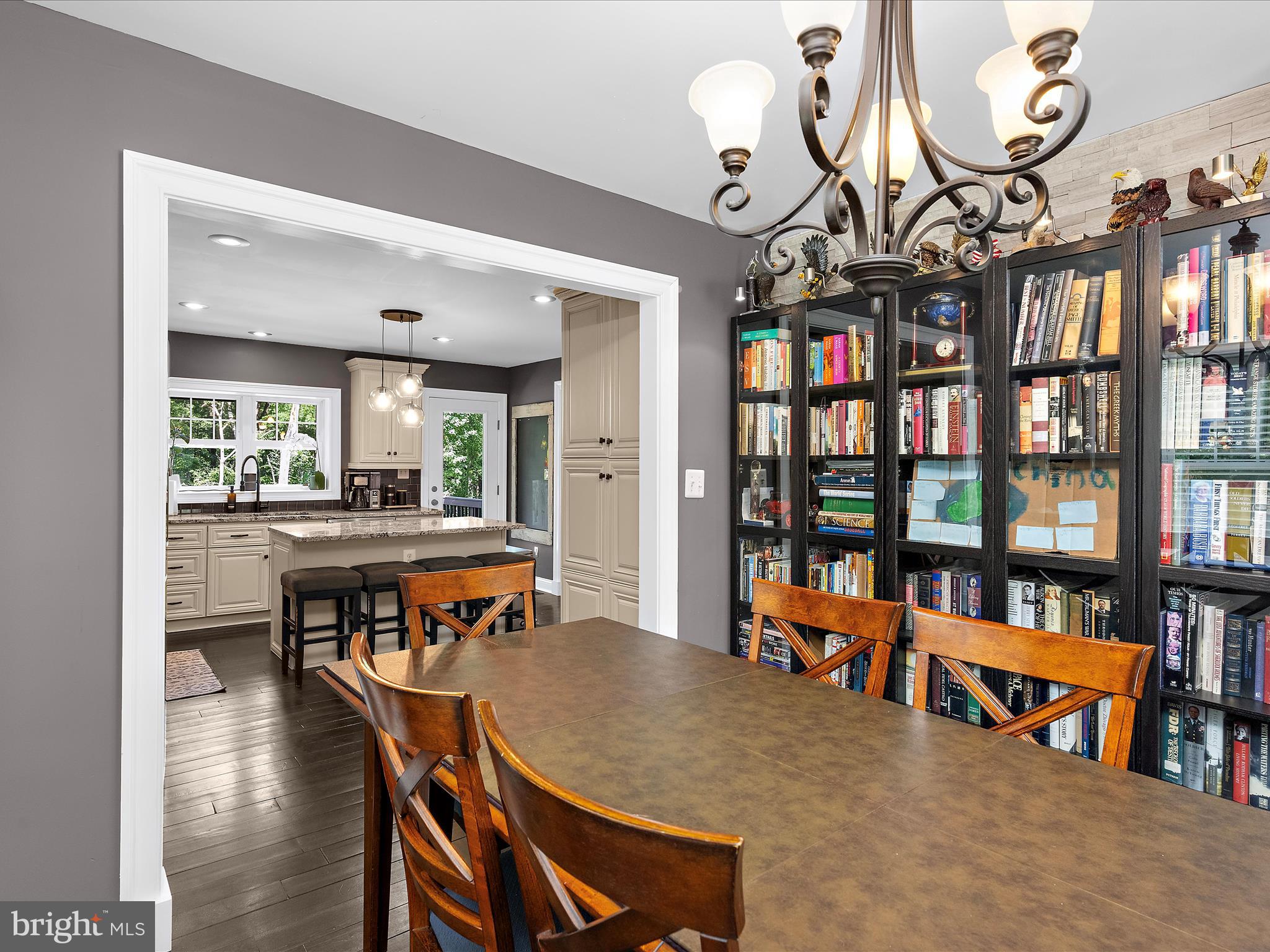 CROWNSVILLE - Residential