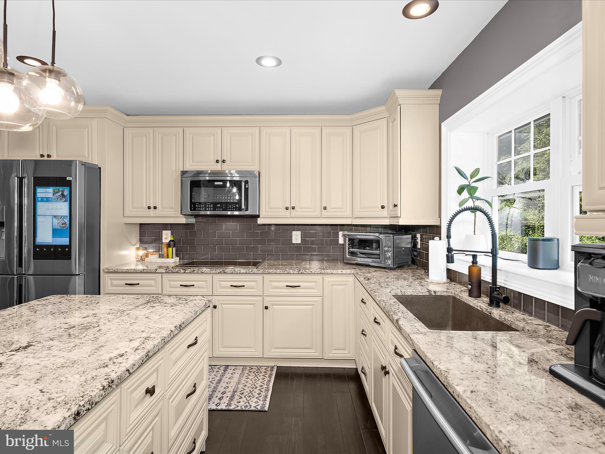 CROWNSVILLE - Residential