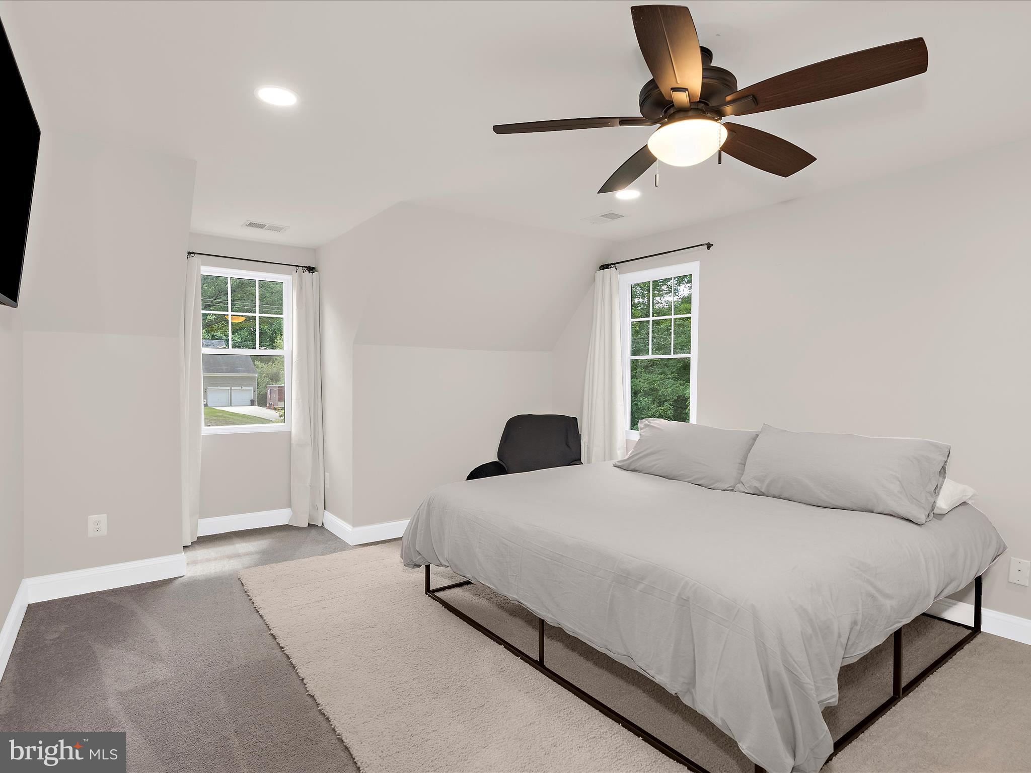 CROWNSVILLE - Residential