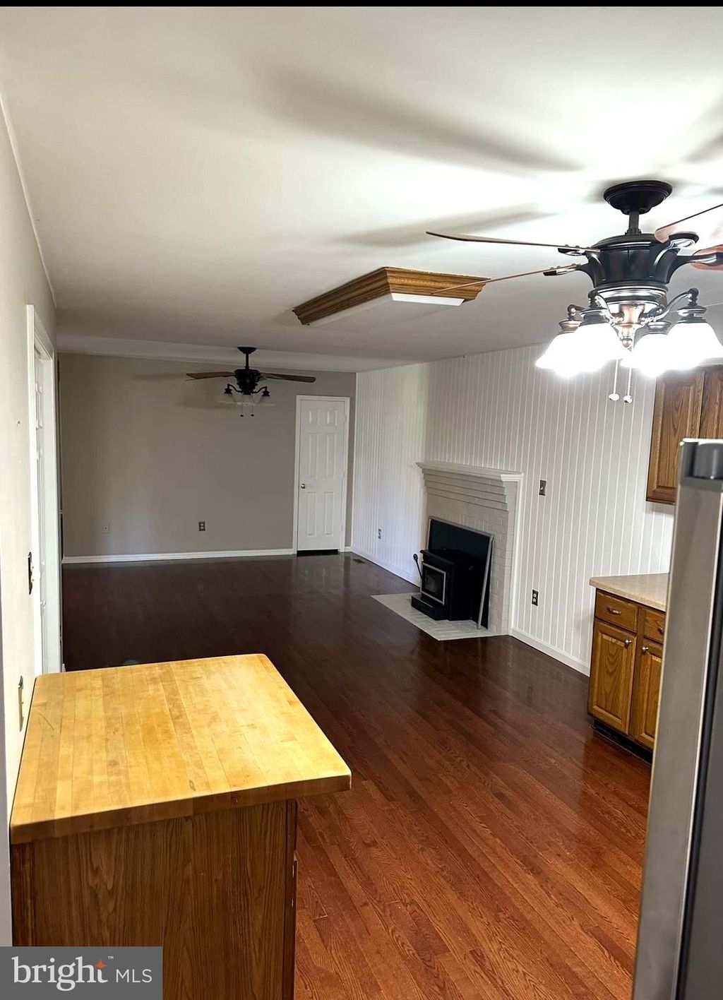 Photo of 215 Brooke Road, FREDERICKSBURG, VA 22405 (MLS # VAST2044222)