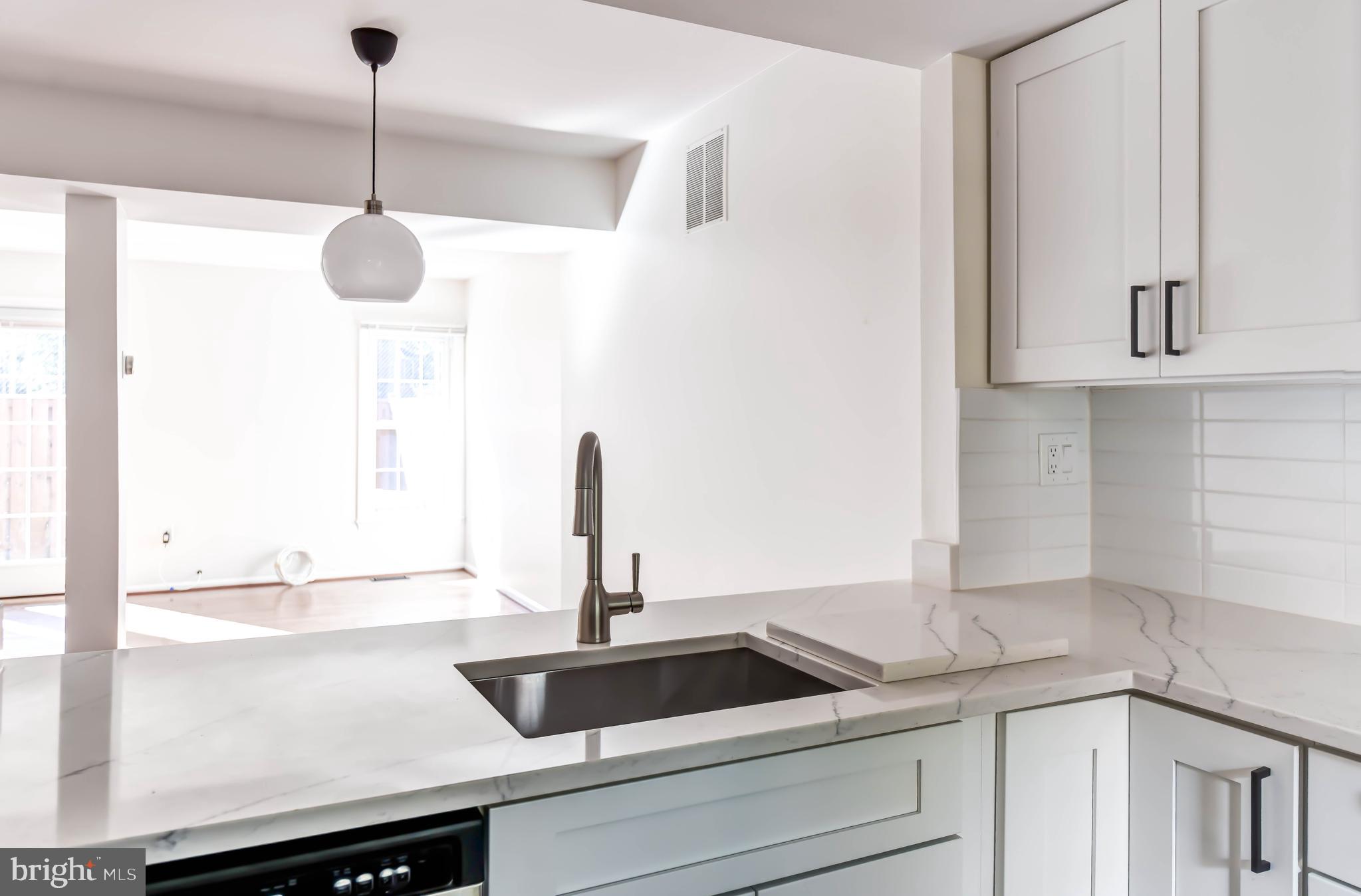 WINDGATE - Residential Lease