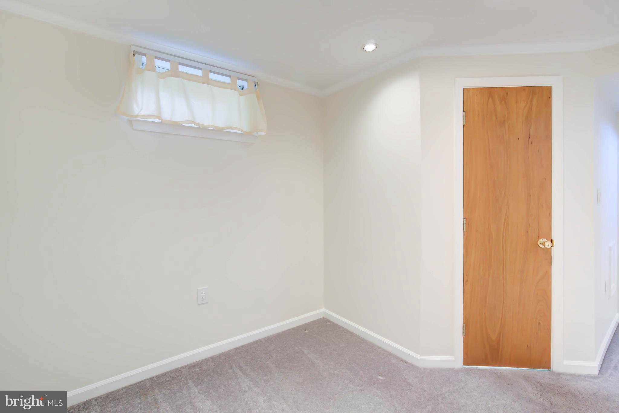 WINDGATE - Residential Lease