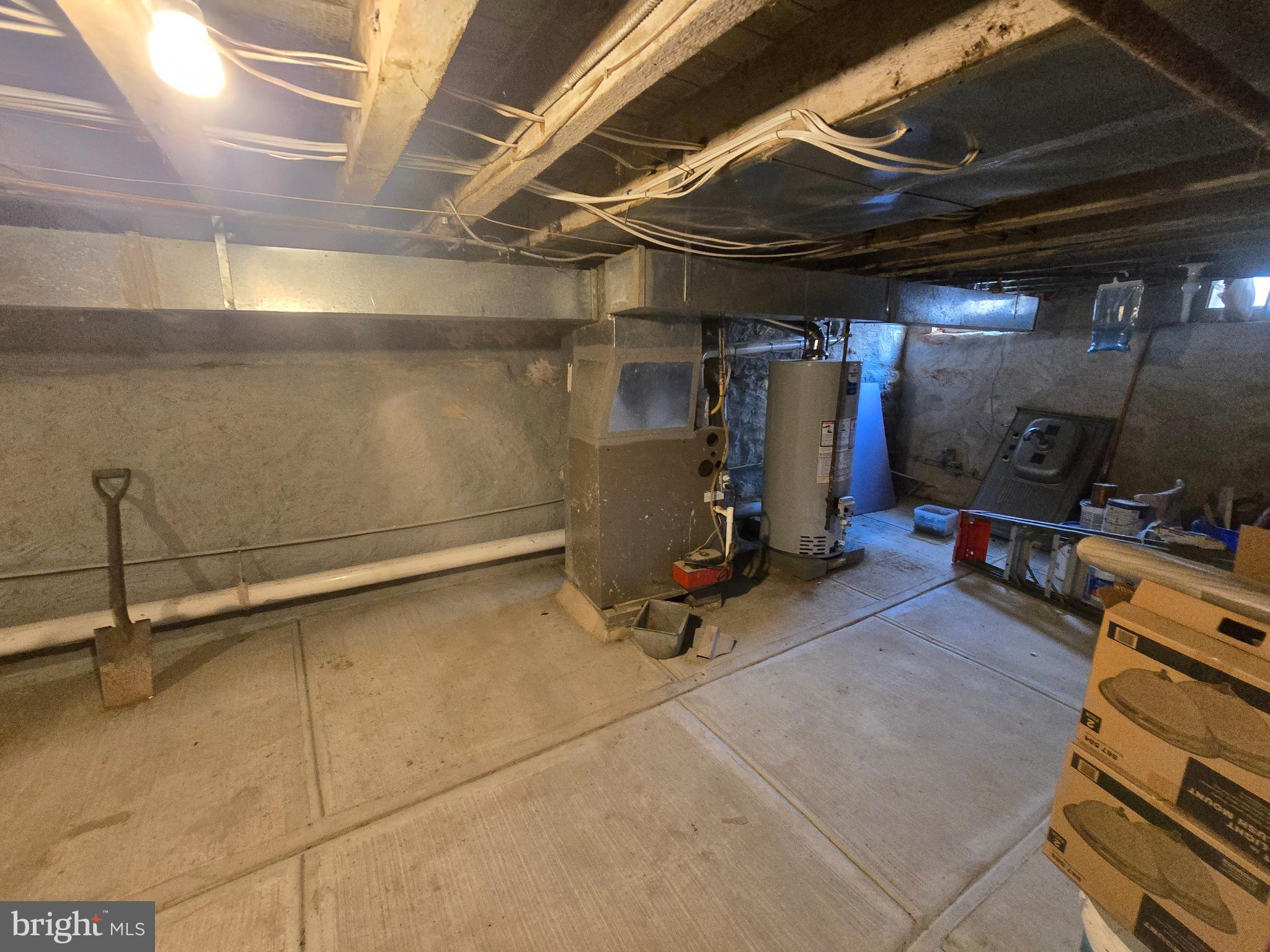 LUDLOW - Residential