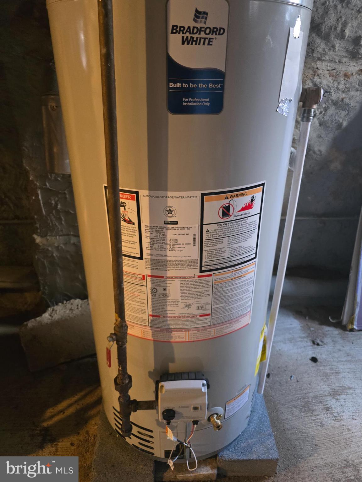 LUDLOW - Residential