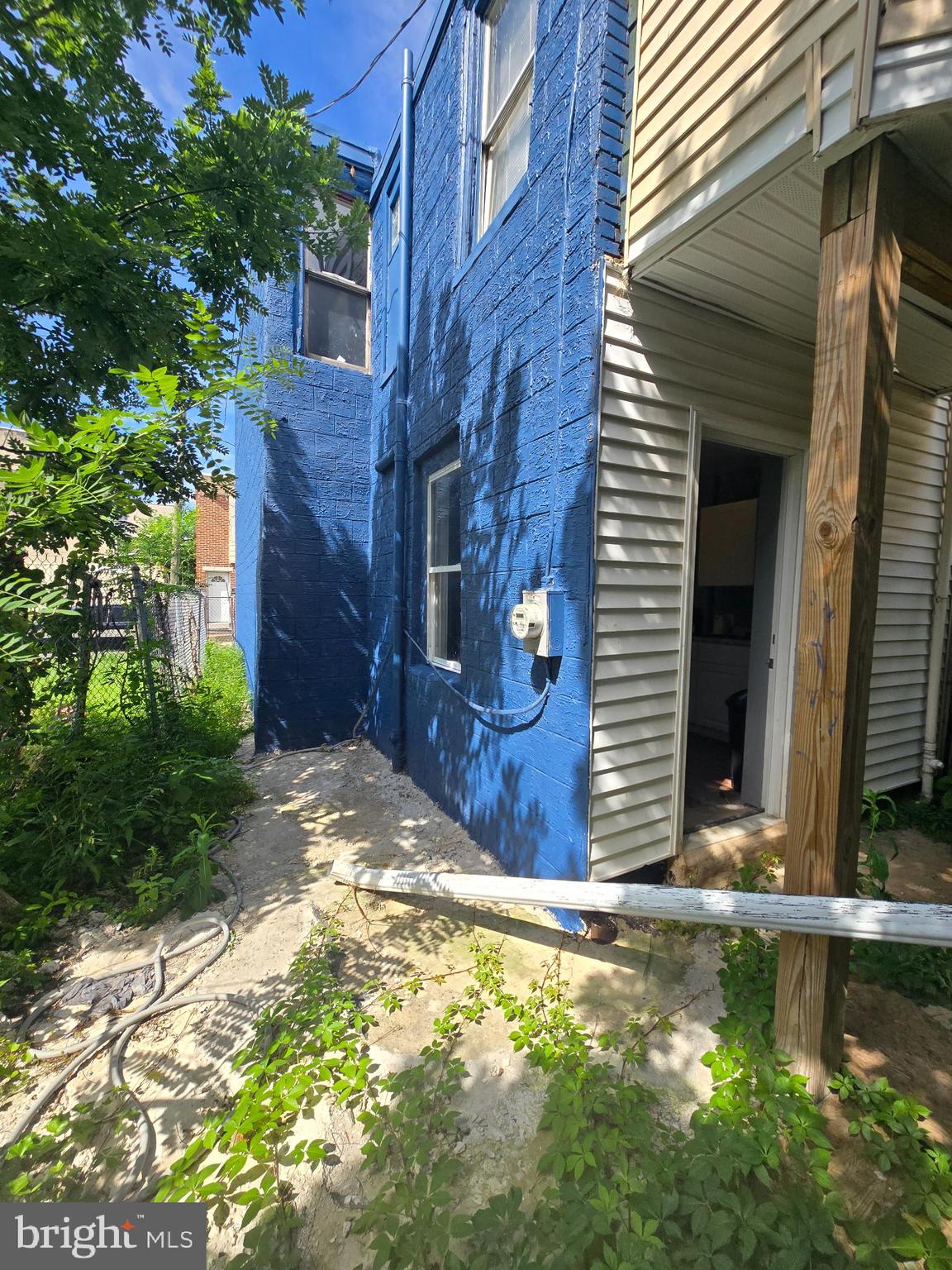 LUDLOW - Residential