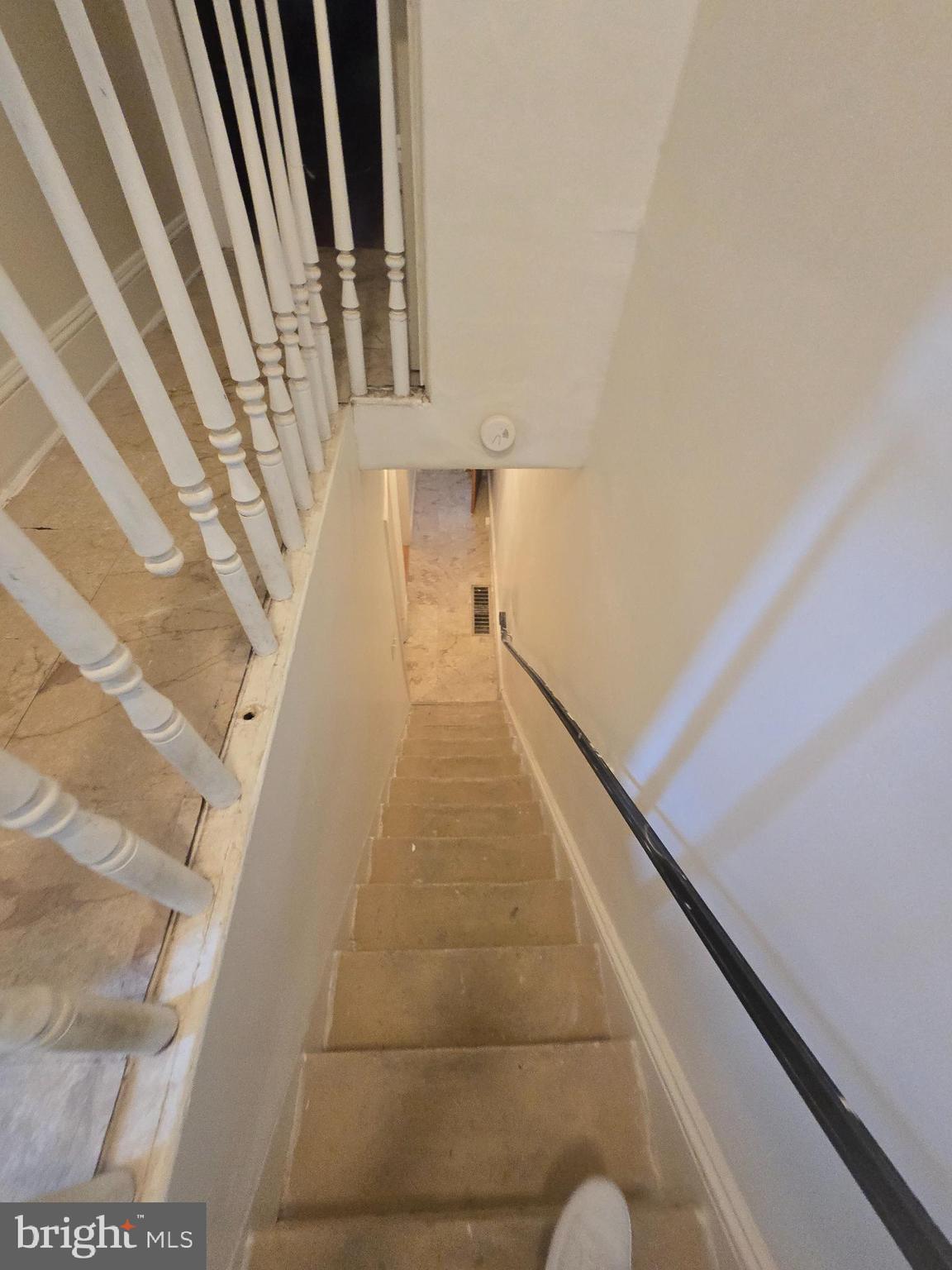 LUDLOW - Residential