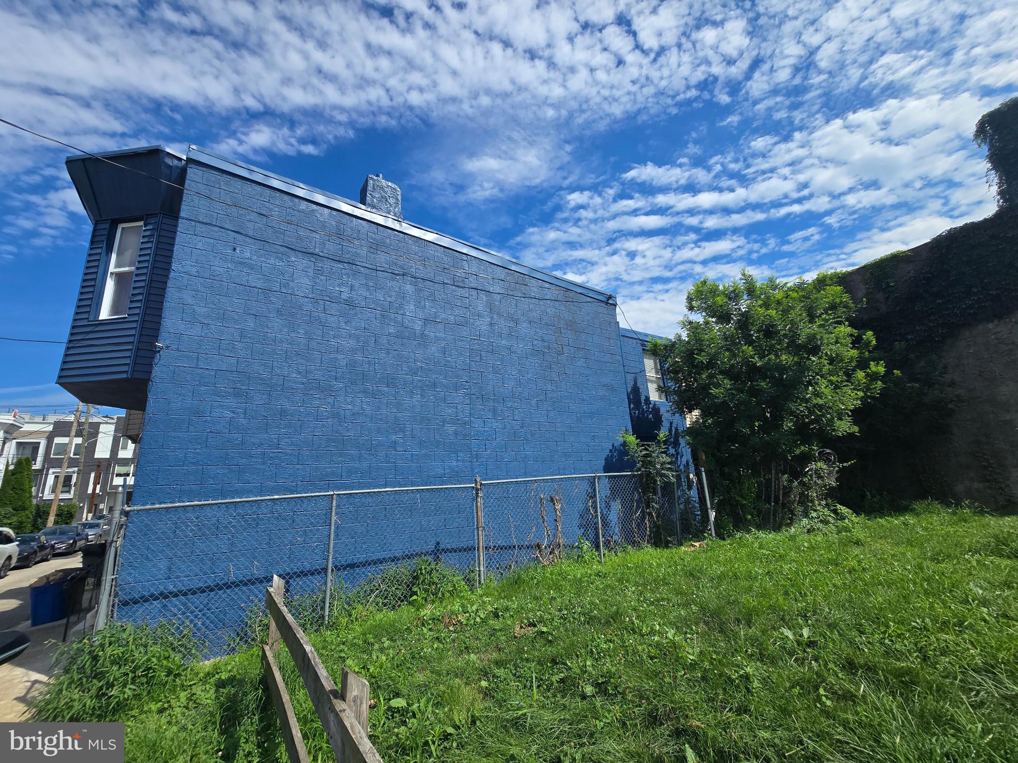 LUDLOW - Residential