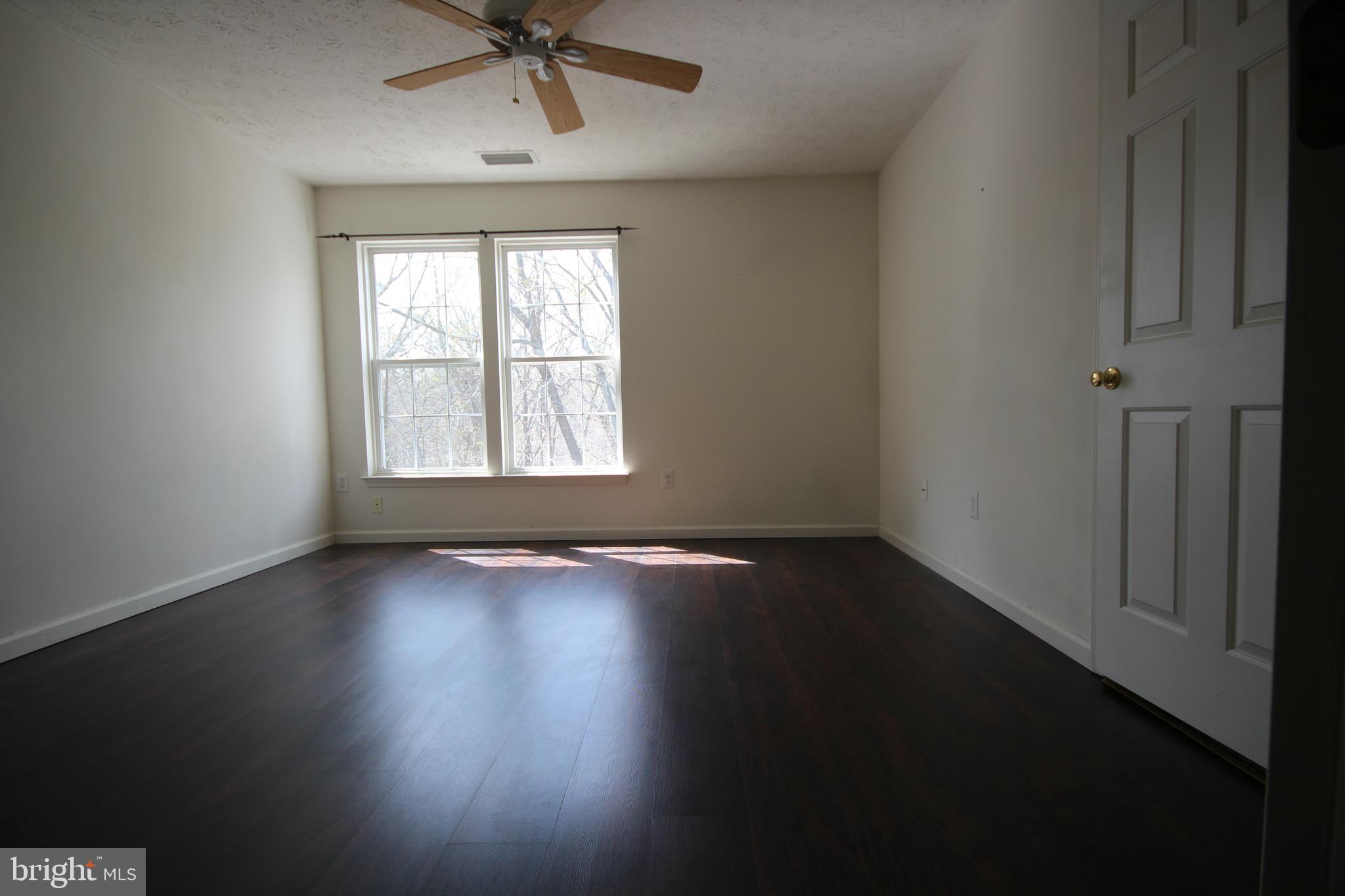 PINEY ORCHARD - Residential