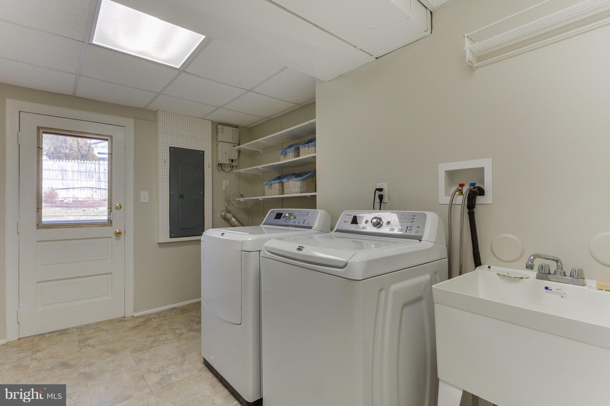 BEVERLY FARMS - Residential