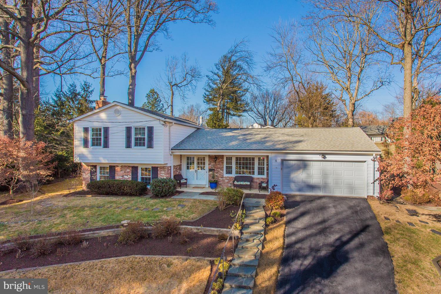 BEVERLY FARMS - Residential