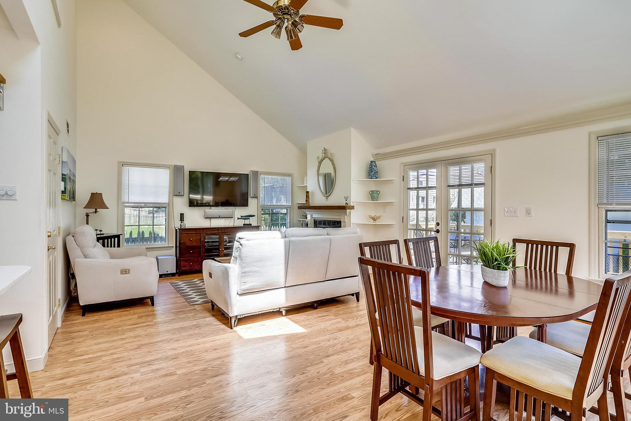 DEL RAY - Residential