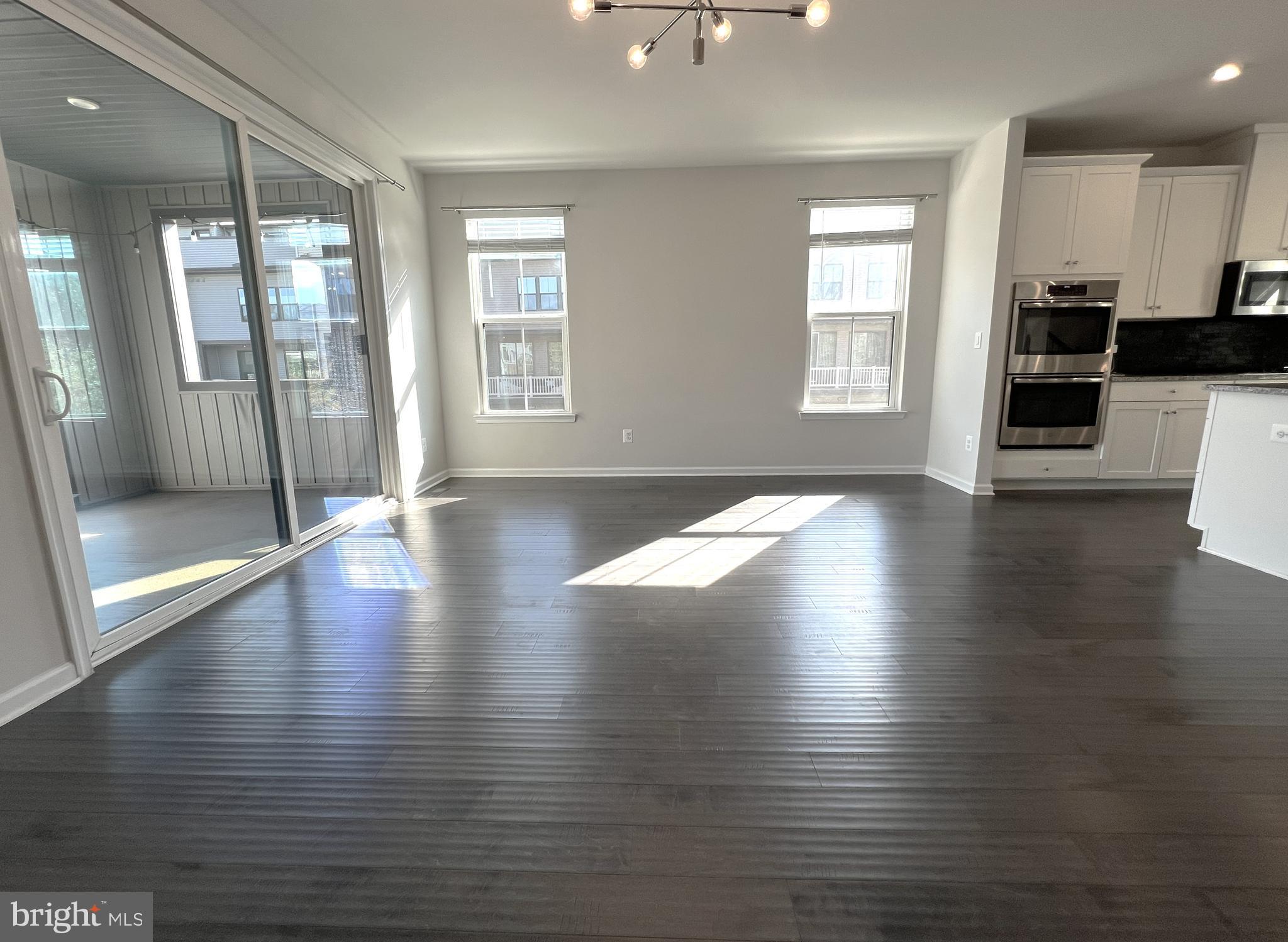 WESTMOORE AT MOOREFIELD - Residential Lease