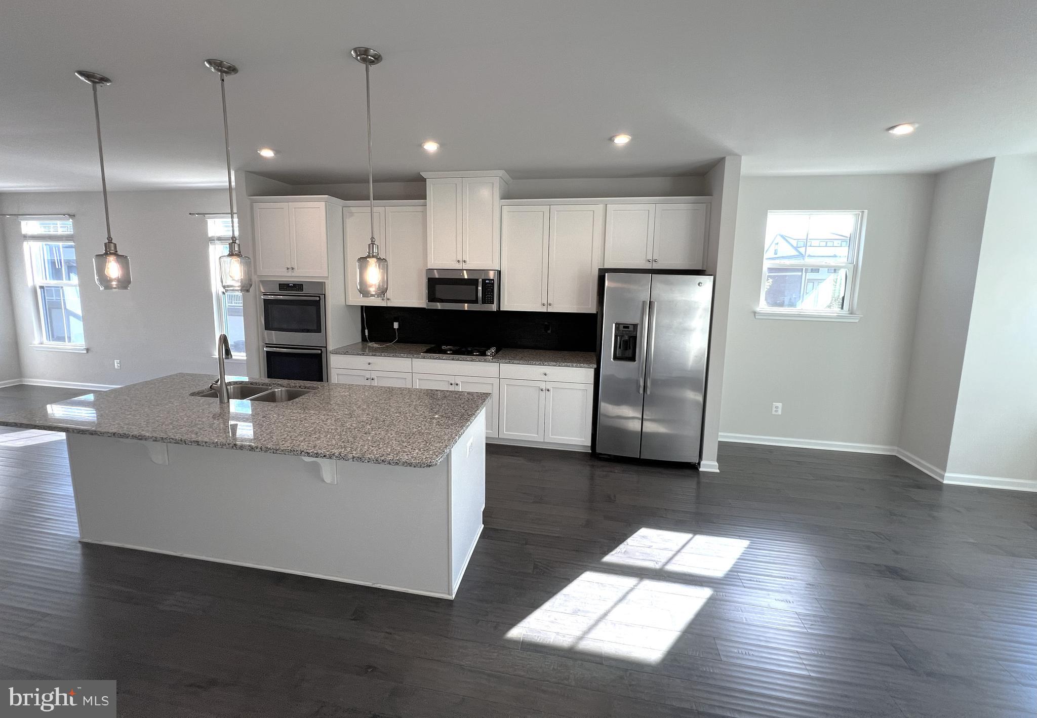 WESTMOORE AT MOOREFIELD - Residential Lease