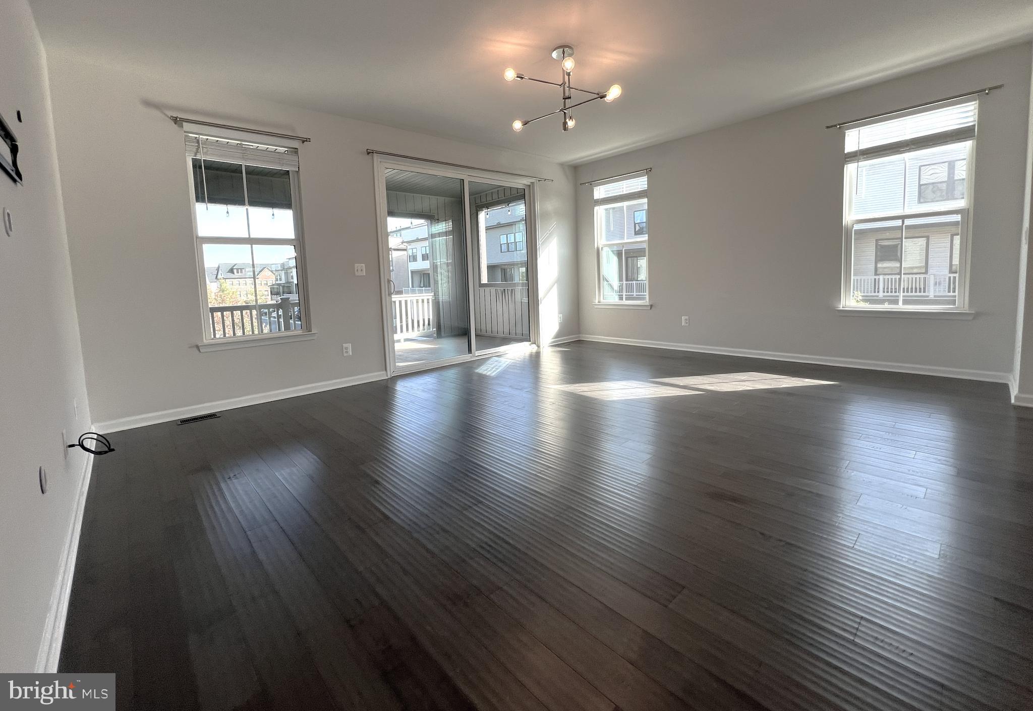 WESTMOORE AT MOOREFIELD - Residential Lease