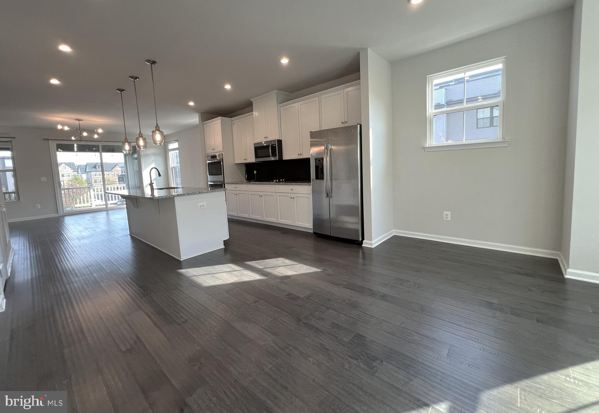 WESTMOORE AT MOOREFIELD - Residential Lease