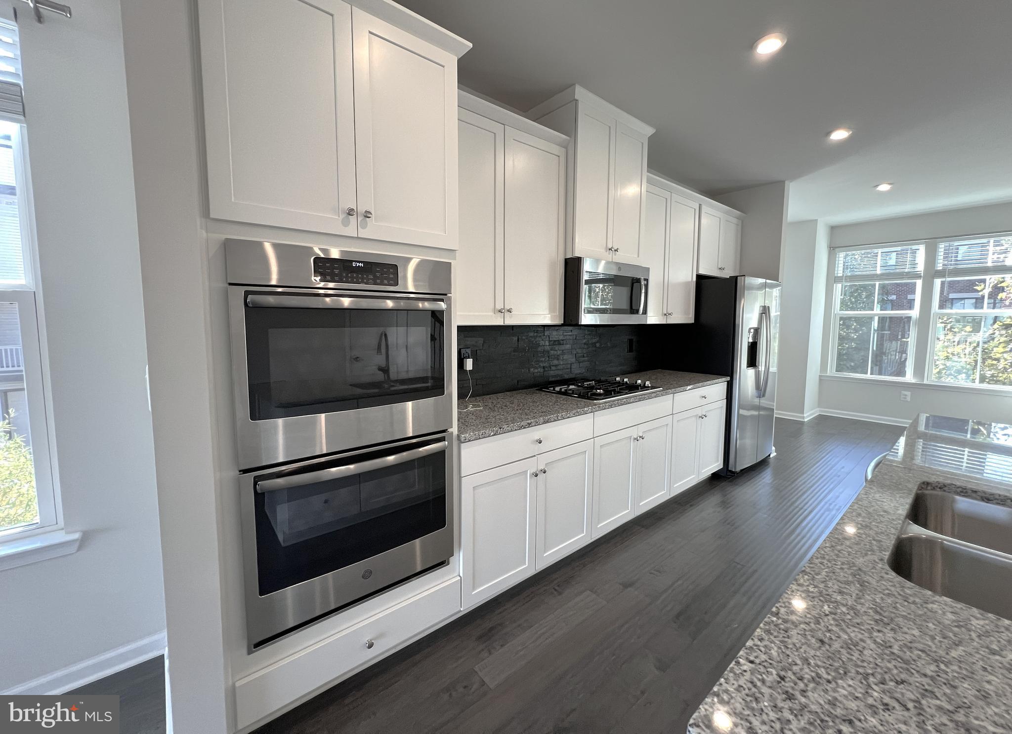 WESTMOORE AT MOOREFIELD - Residential Lease