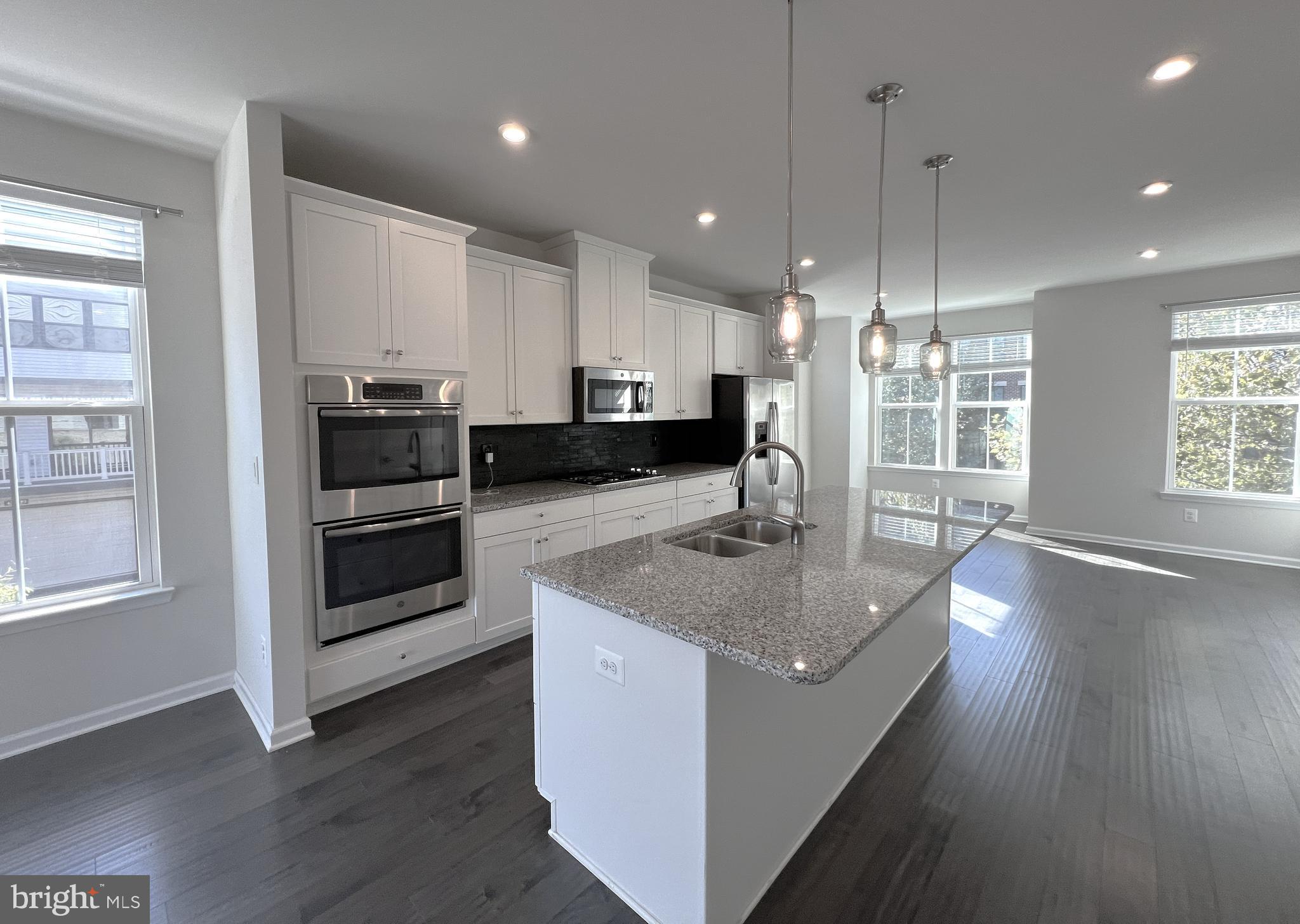 WESTMOORE AT MOOREFIELD - Residential Lease