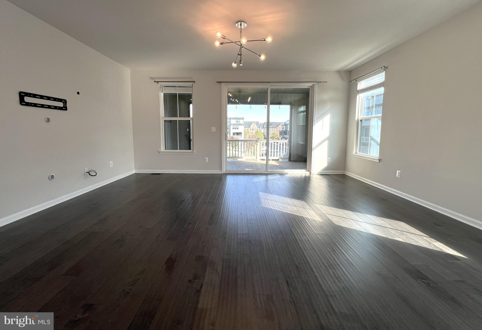 WESTMOORE AT MOOREFIELD - Residential Lease