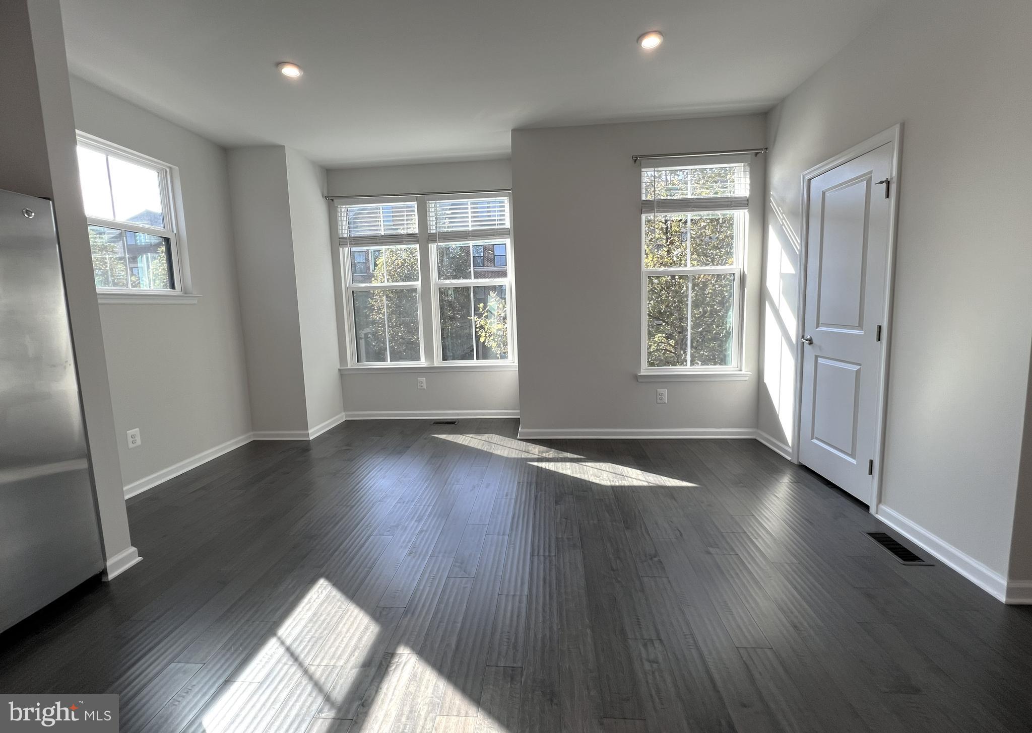 WESTMOORE AT MOOREFIELD - Residential Lease