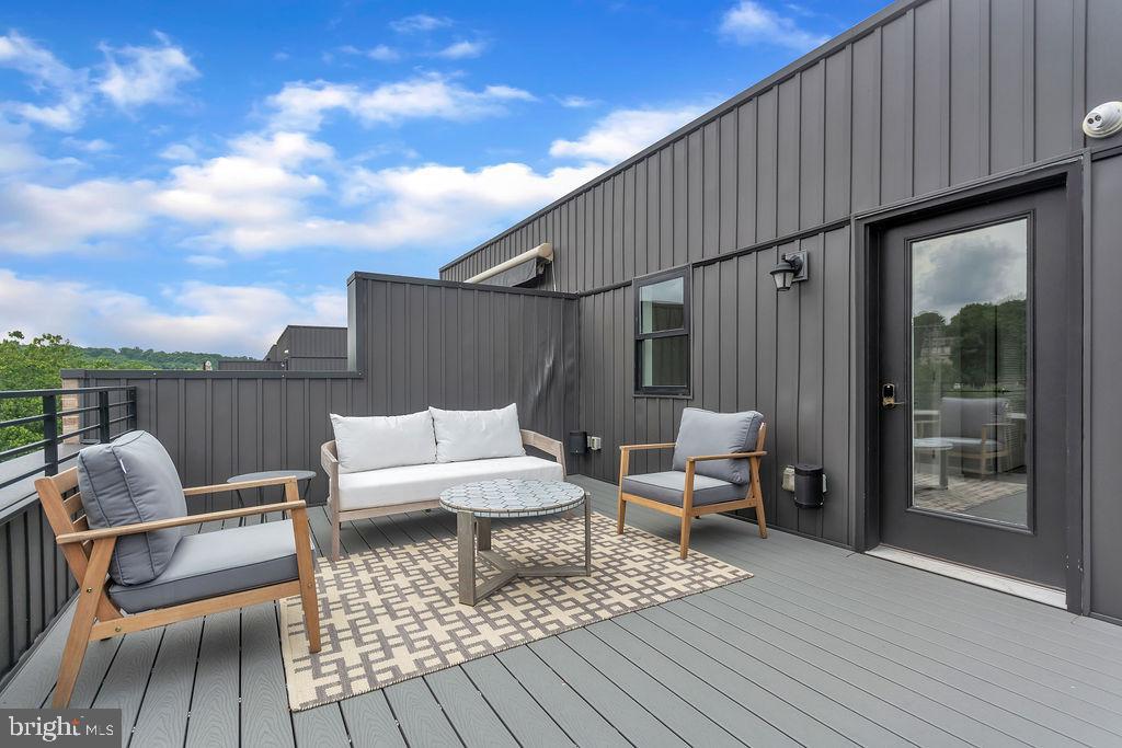 THE LOCKS - Residential