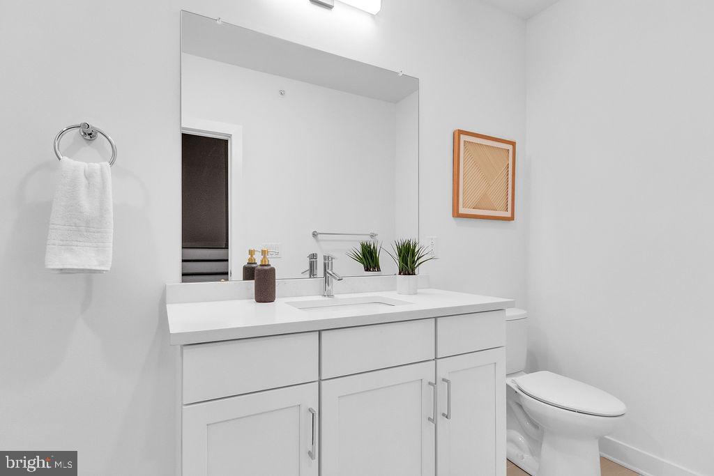 THE LOCKS - Residential