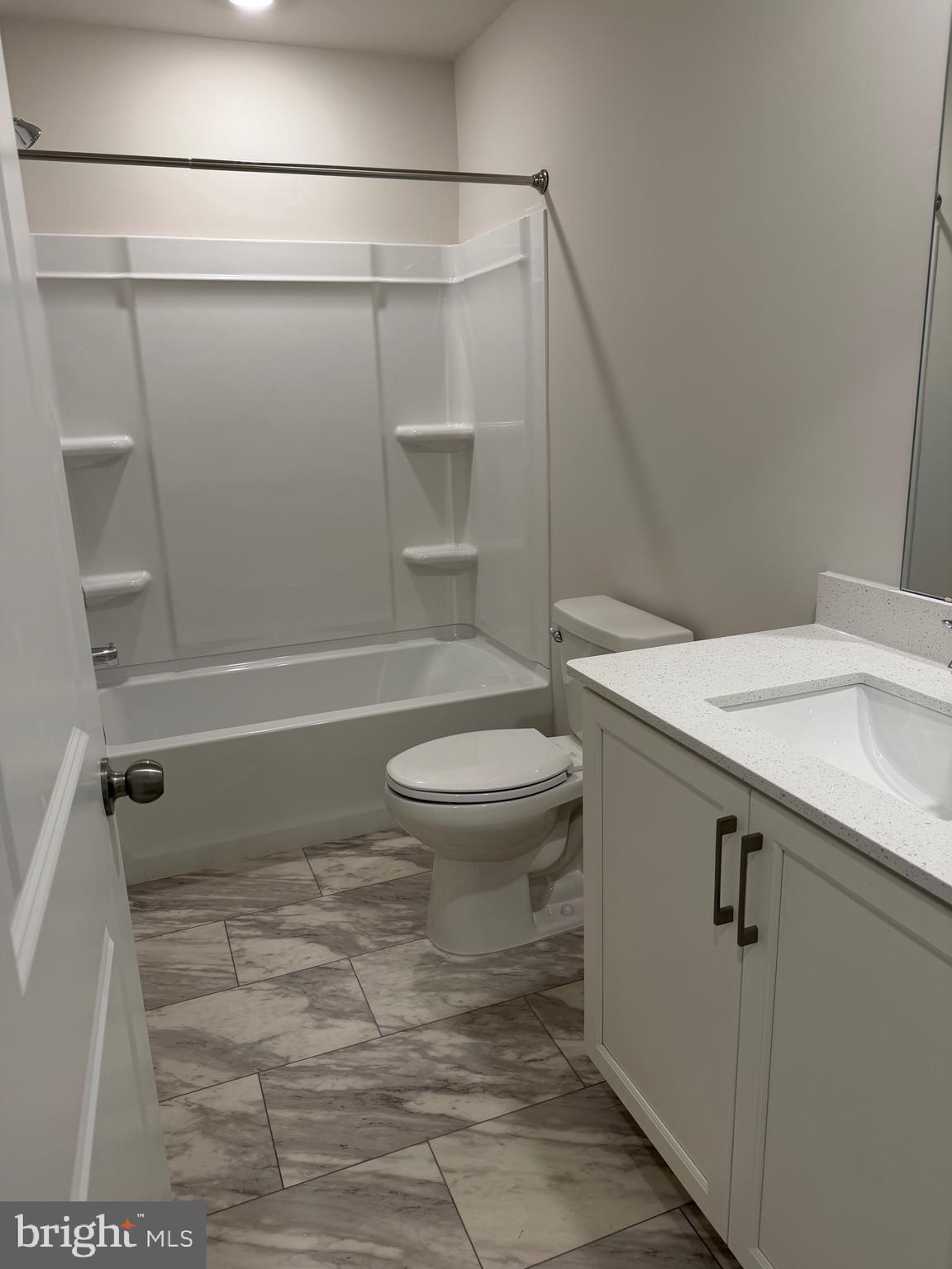 RIVER POINTE - Residential Lease