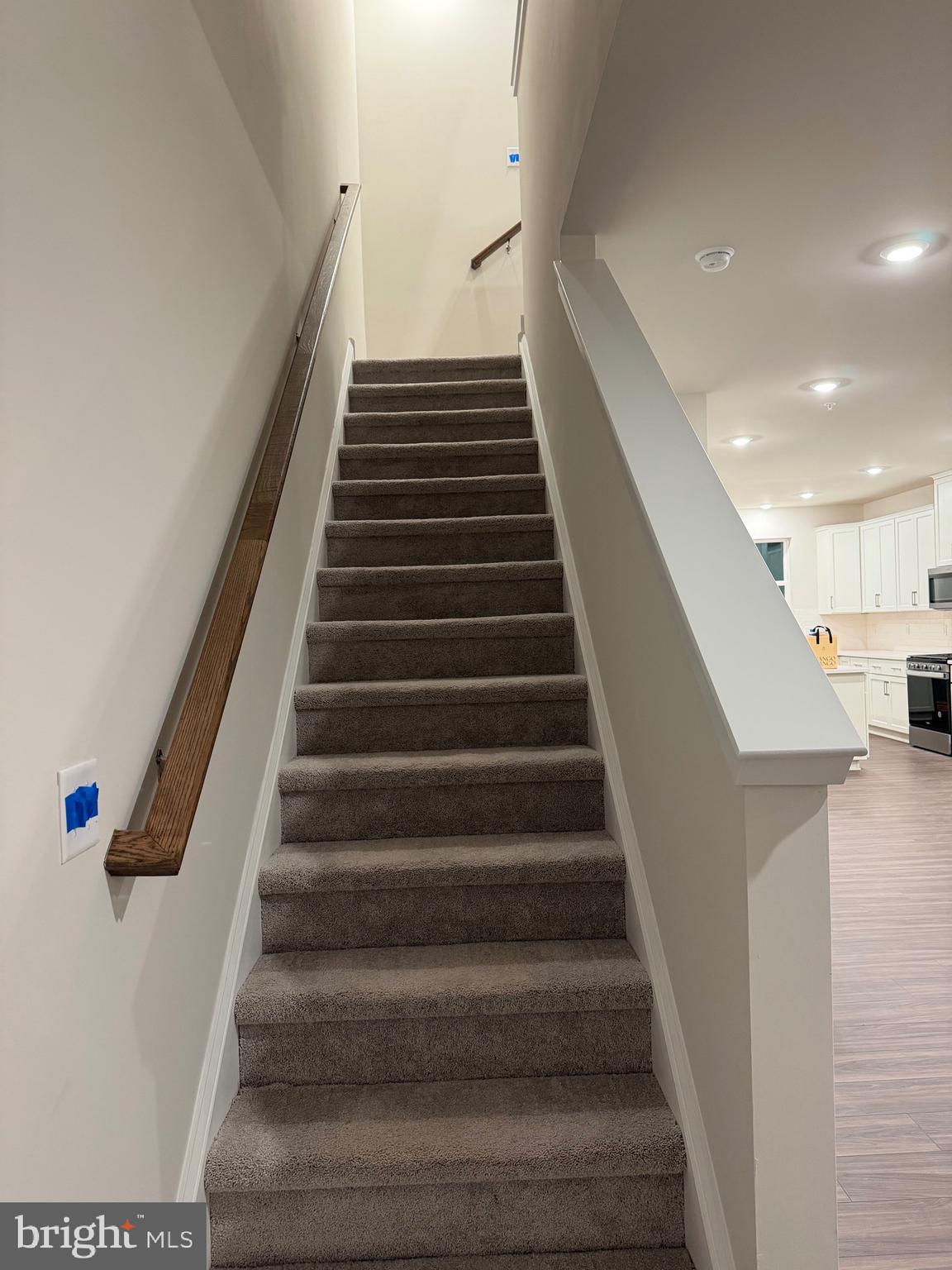 RIVER POINTE - Residential Lease