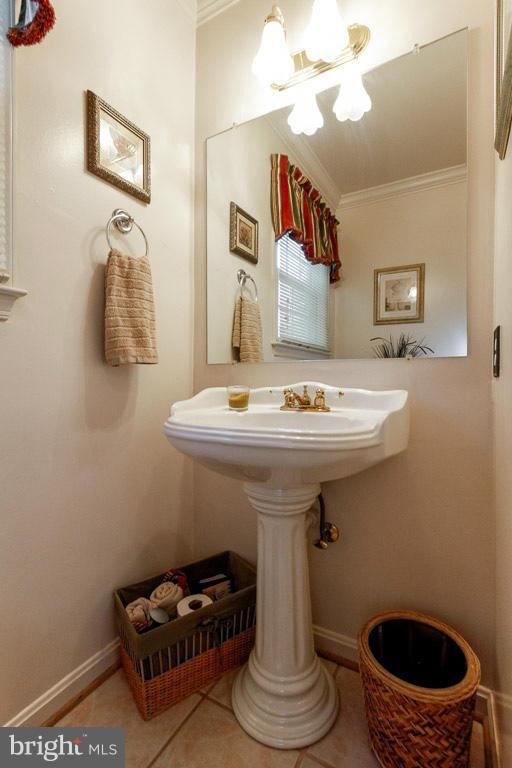 RACEWAY FARMS - Residential