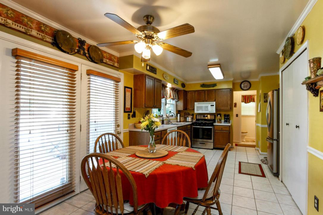 RACEWAY FARMS - Residential