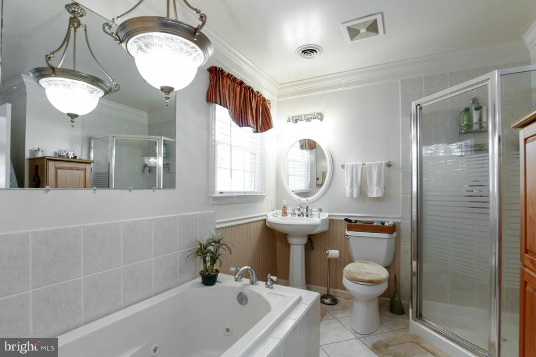 RACEWAY FARMS - Residential