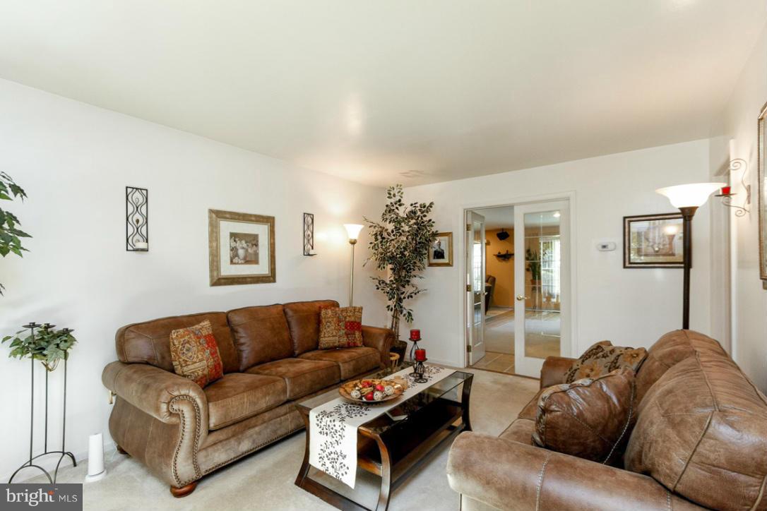 RACEWAY FARMS - Residential