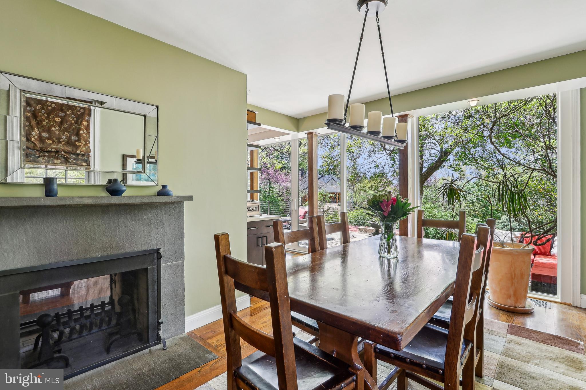 WESTERN - Residential