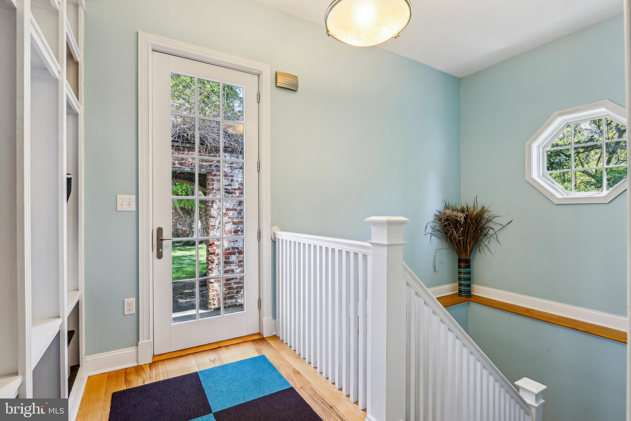 WESTERN - Residential