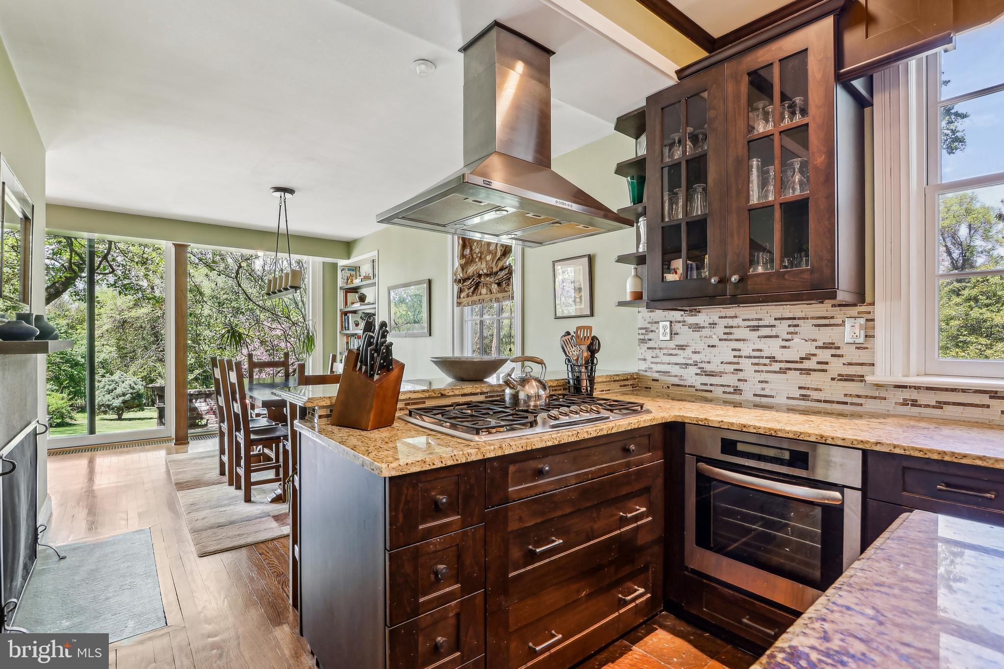 WESTERN - Residential