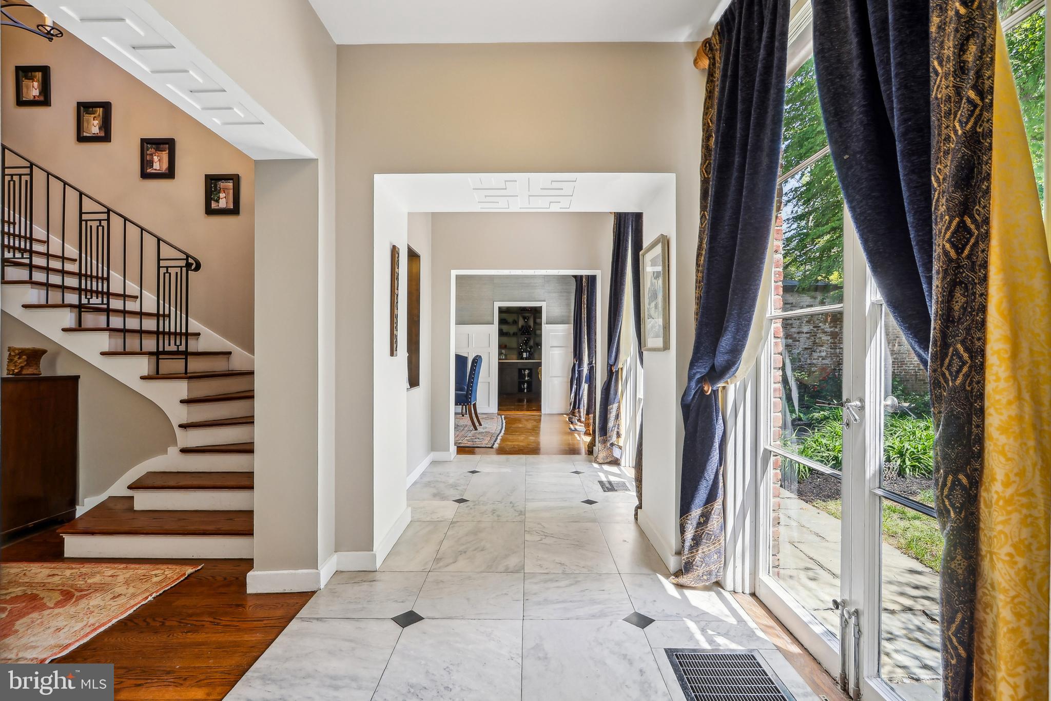 WESTERN - Residential