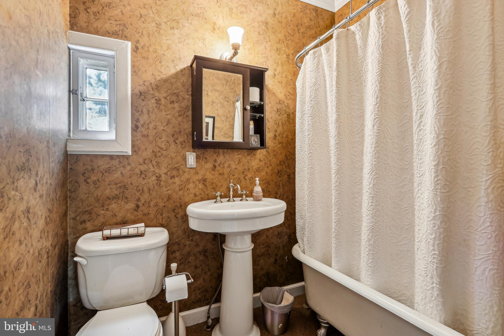 WESTERN - Residential