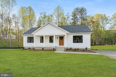 Homes For Sale - 729 Vawter Corner Road<br/> LOUISA, VA 23093