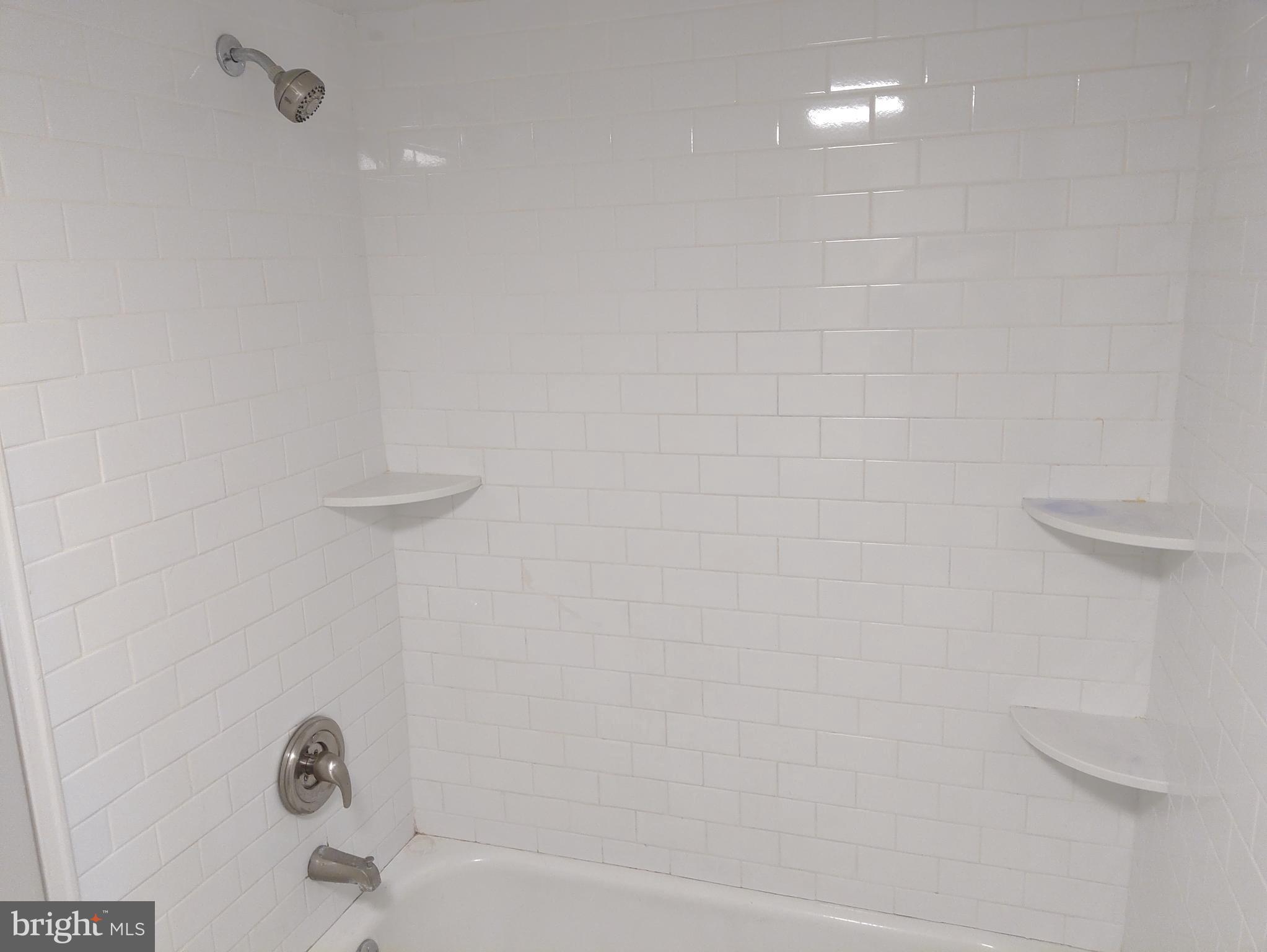 PINE CREEK CONDOS - Residential Lease