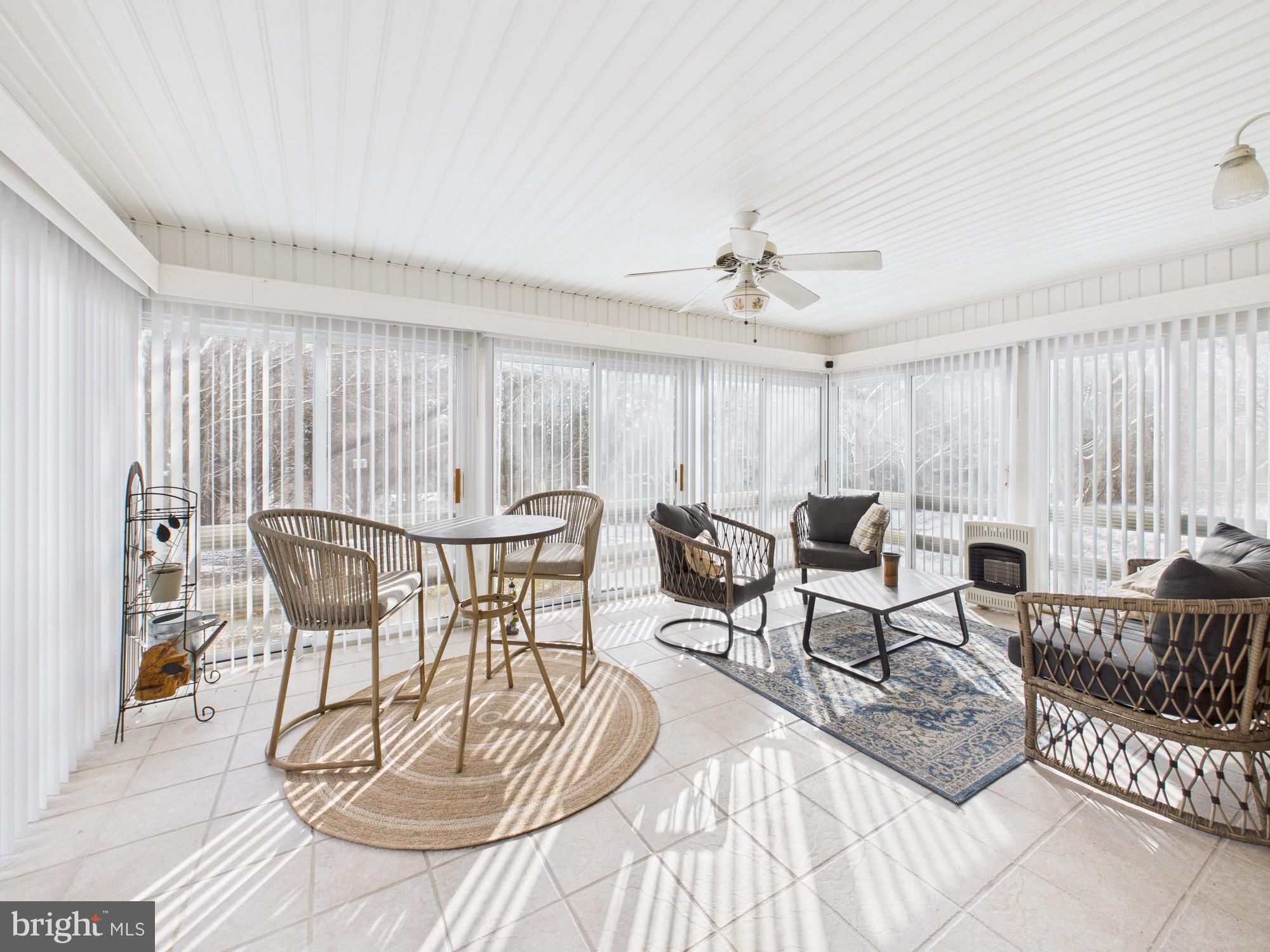 OAK HILL - Residential