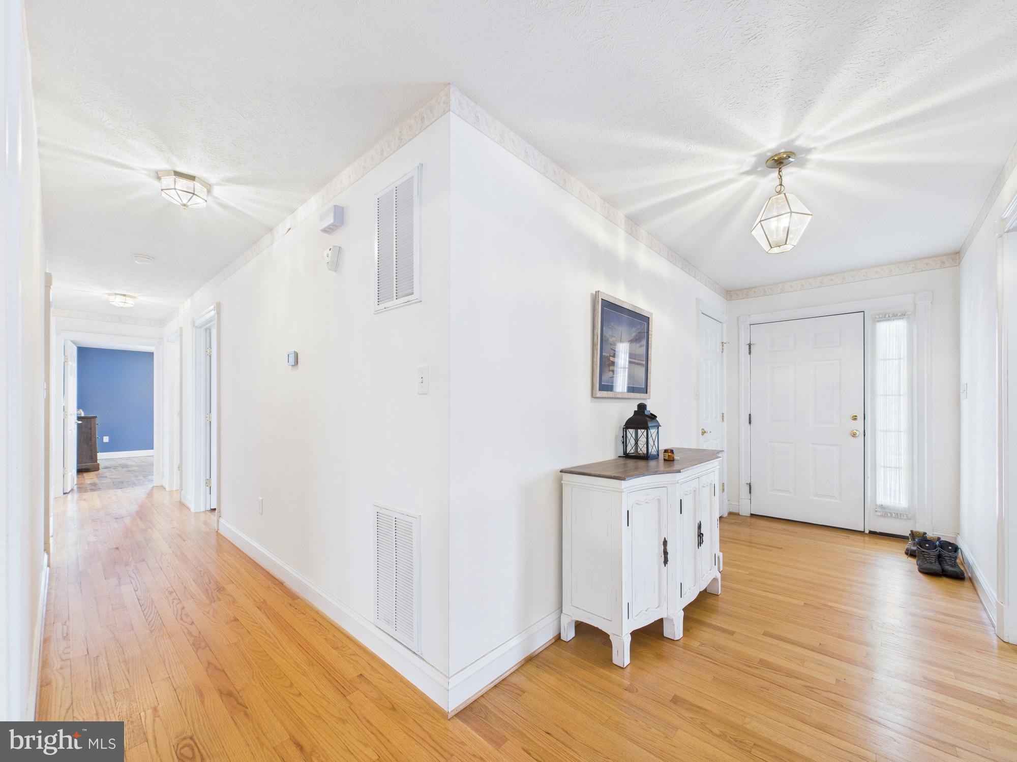 OAK HILL - Residential