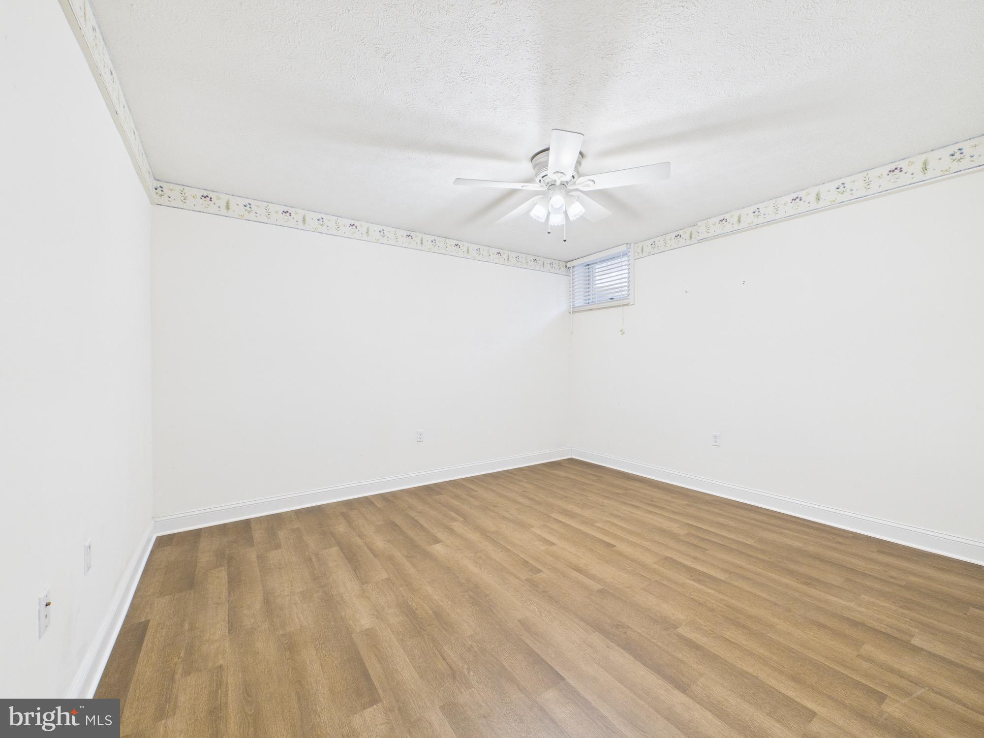 OAK HILL - Residential