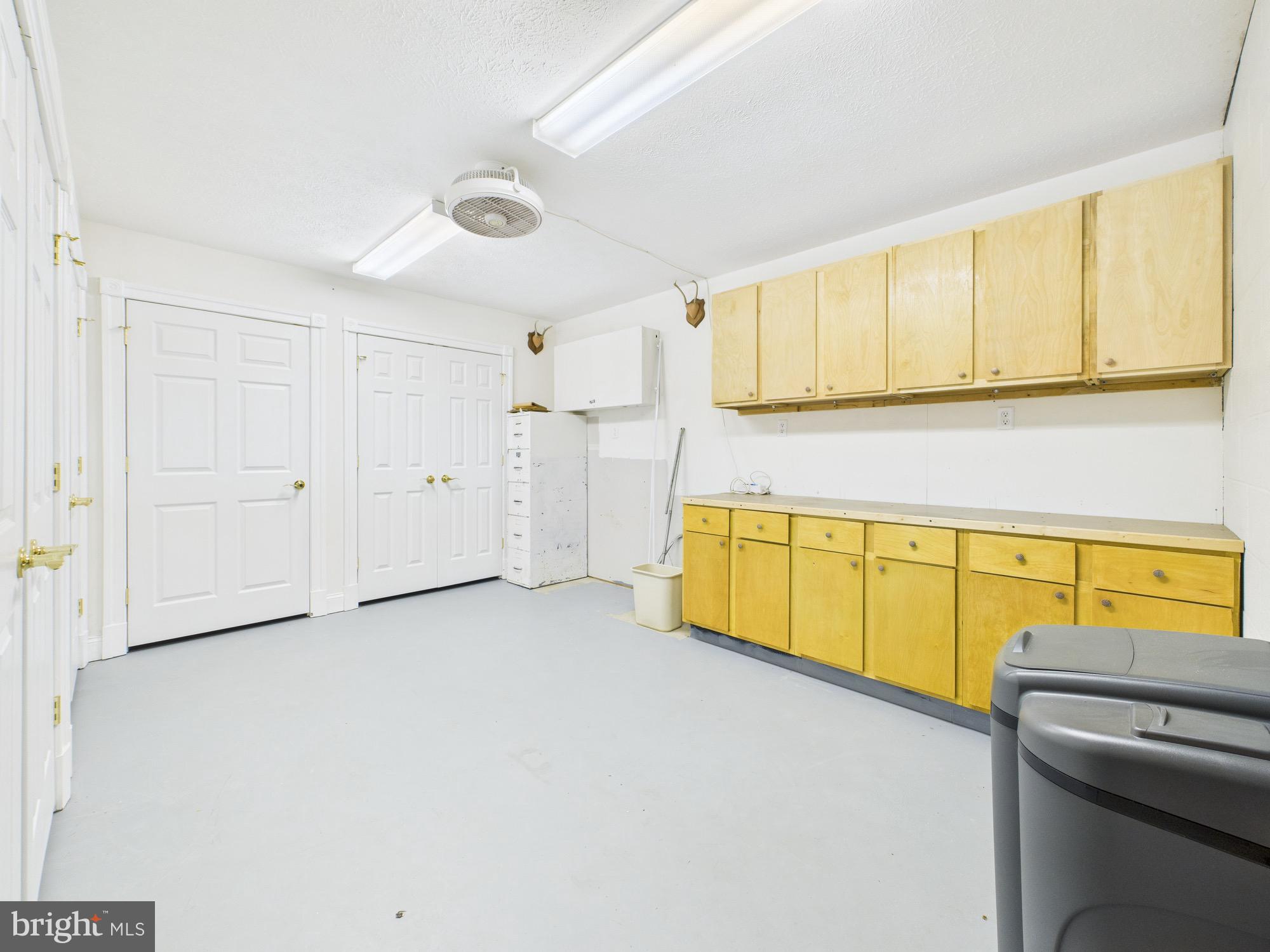 OAK HILL - Residential