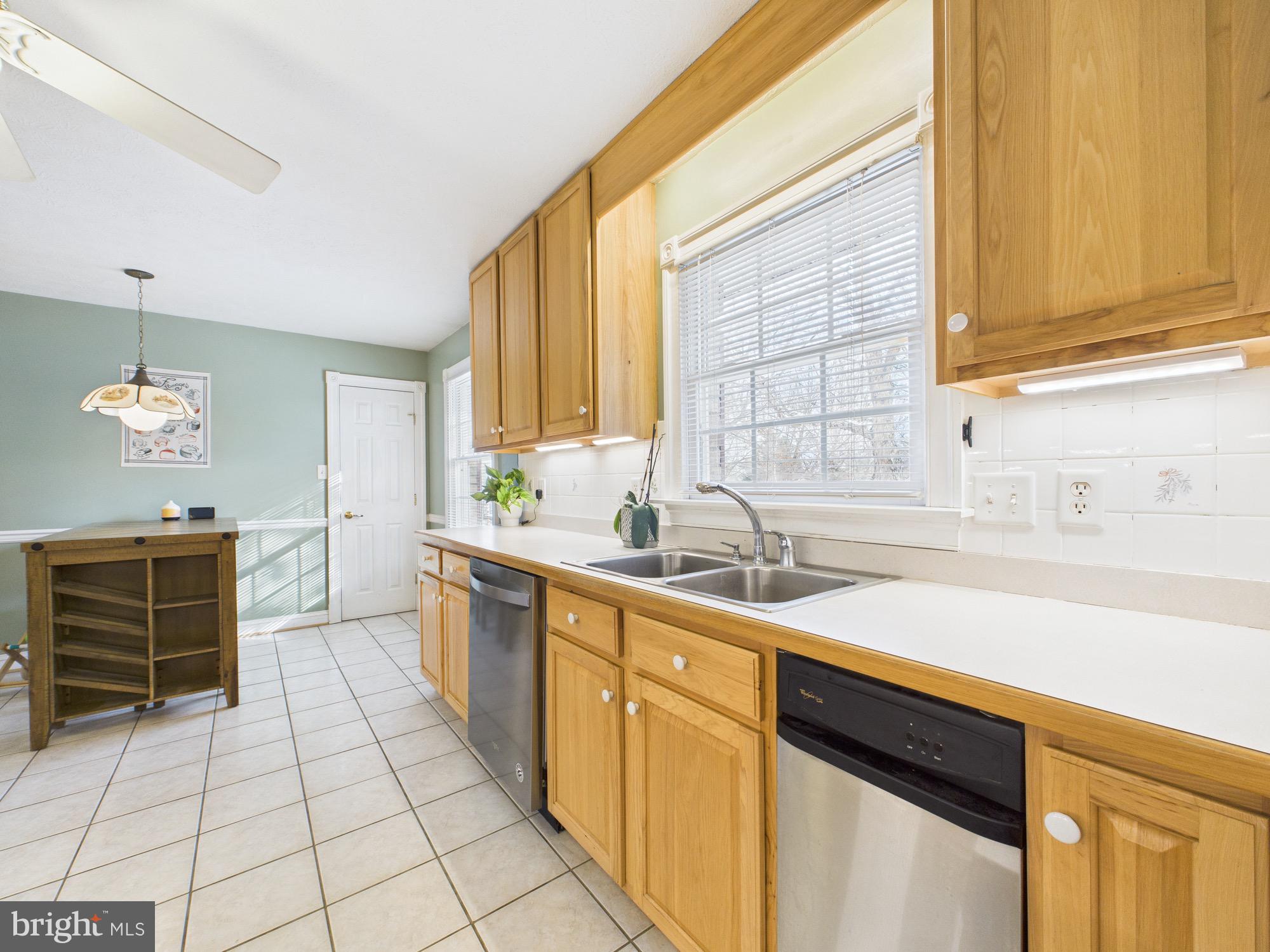 OAK HILL - Residential