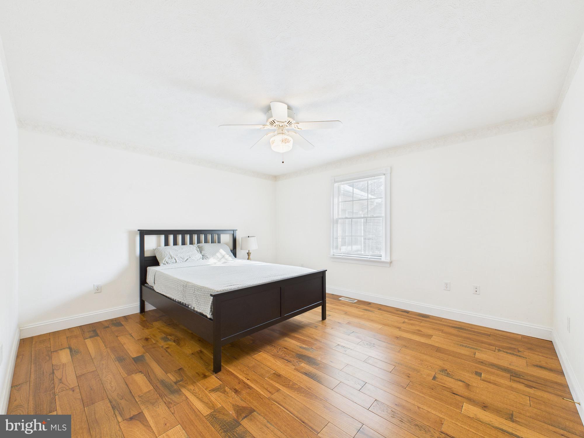 OAK HILL - Residential