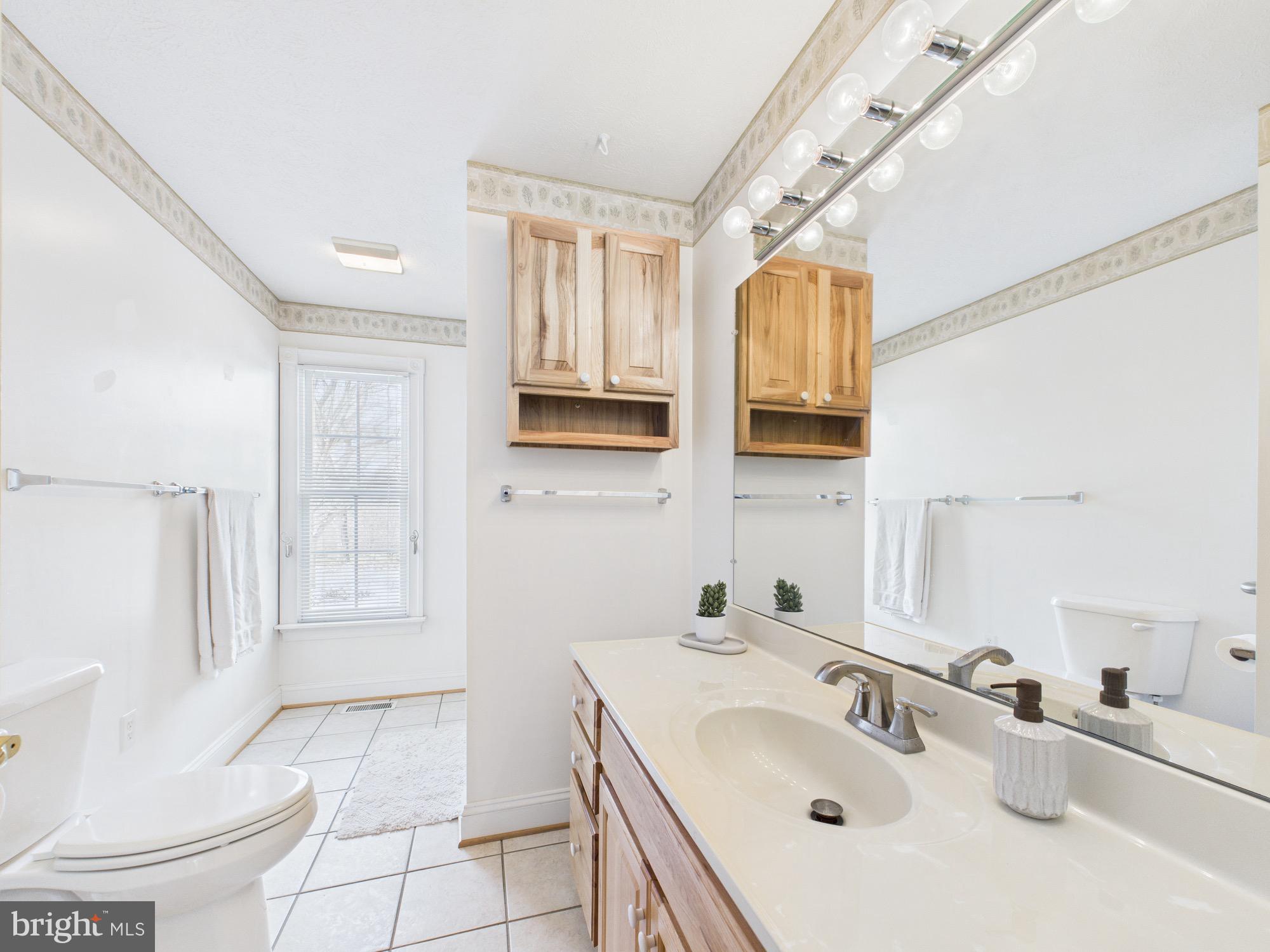 OAK HILL - Residential