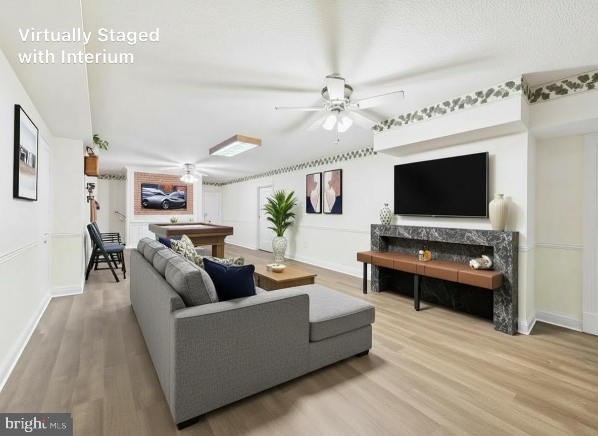 OAK HILL - Residential