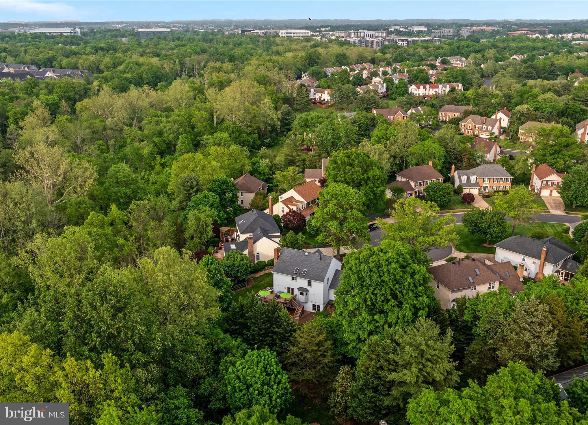 SULLY STATION - Residential